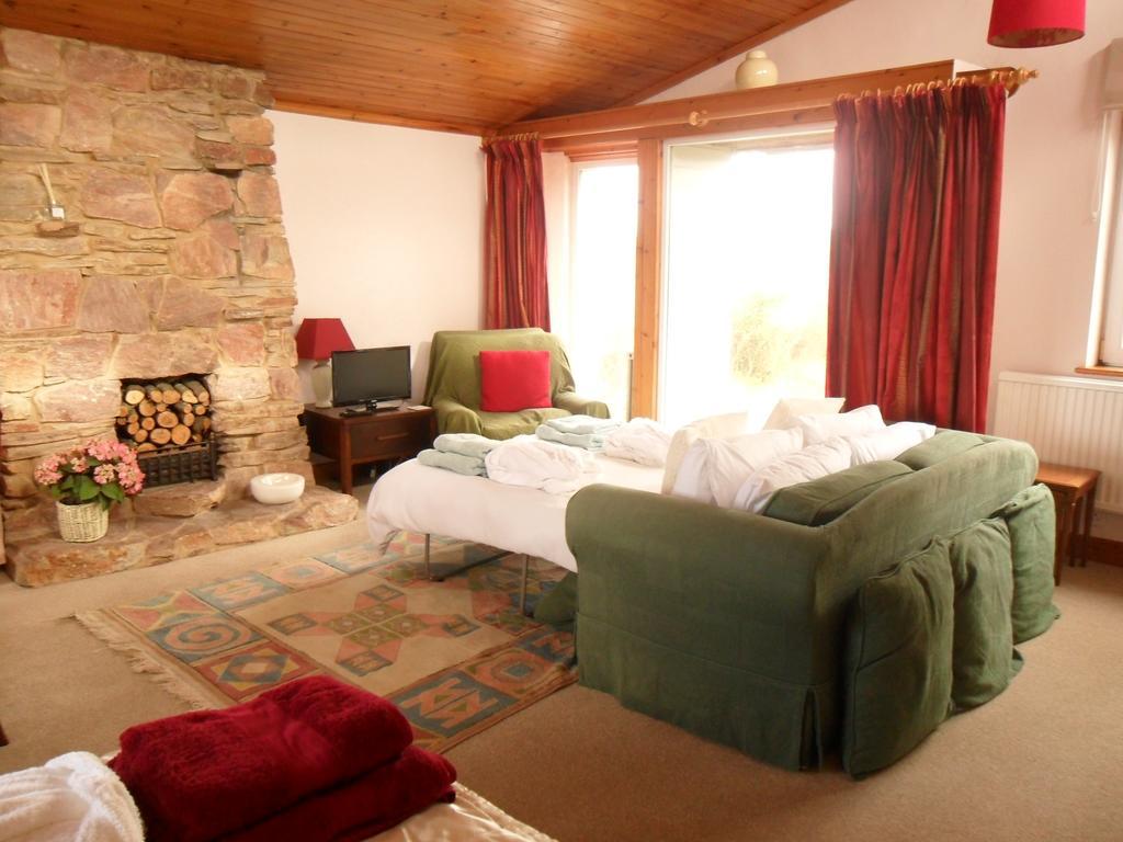 Bank Cottage B&B Newport  Oda fotoğraf